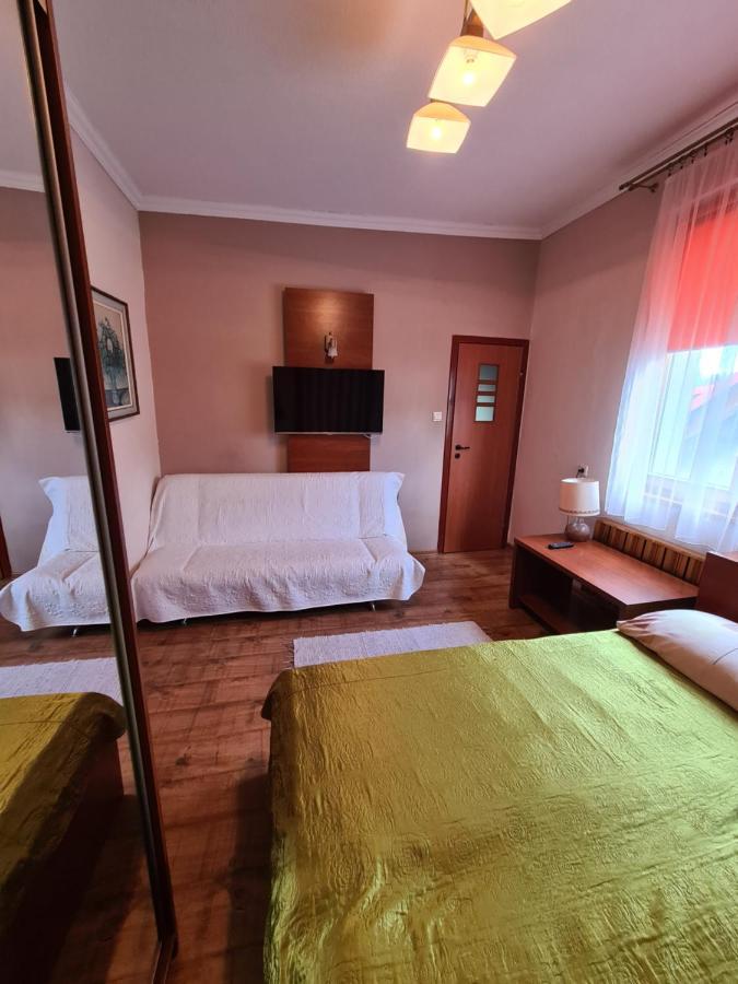 Gosciniec Halka Hostel *